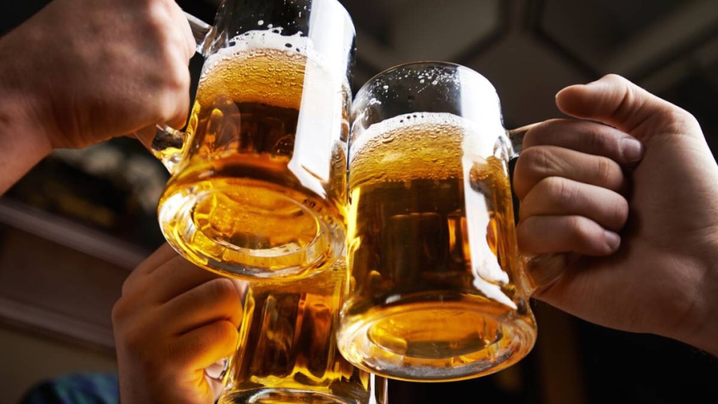 Según estudio, la cerveza podría prevenir el Alzheimer